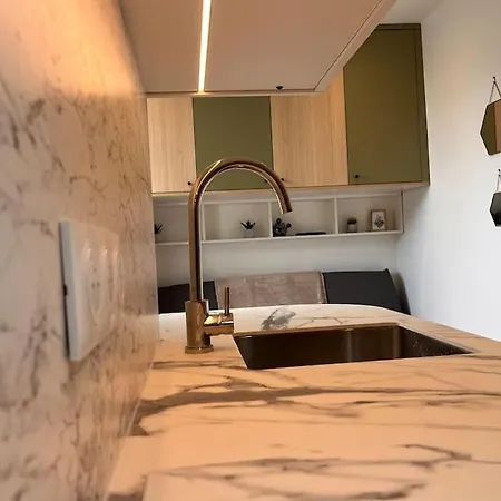 Peaceful Area 5 Min To Train Station Appartement *